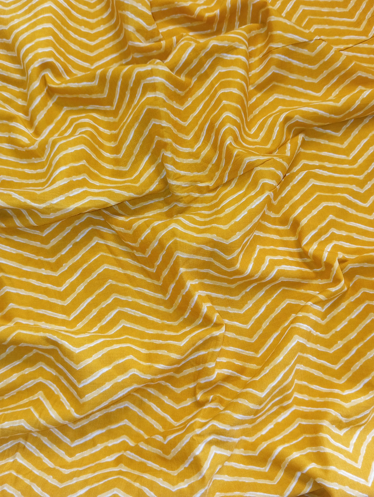 Goldenrod & white color zigzag design with Pure cambric cotton